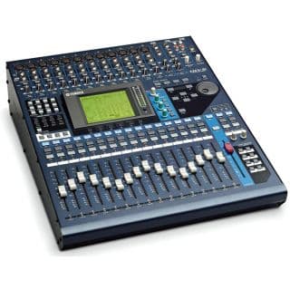 Цифровий мікшерний пульт Yamaha 01v96