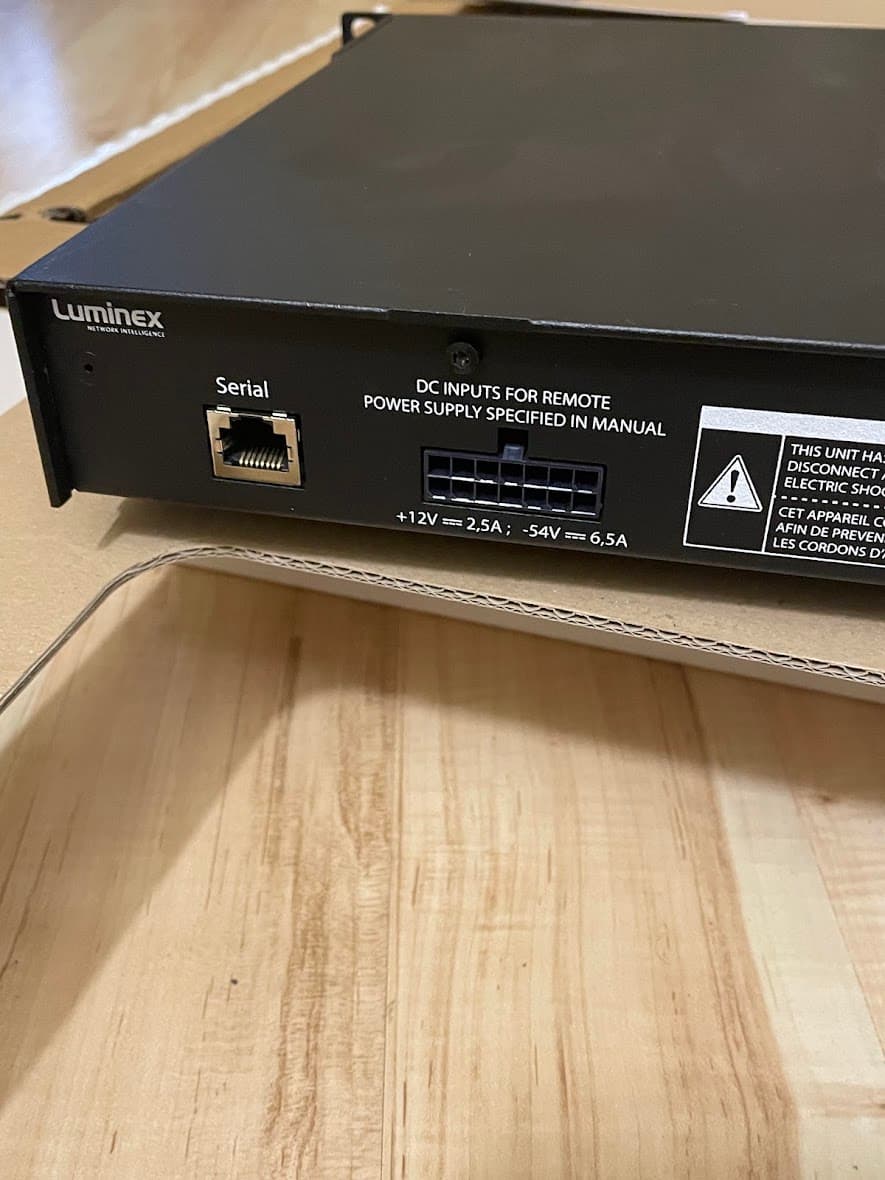 Профессиональный AV-коммутатор Luminex GigaCore 26i 9